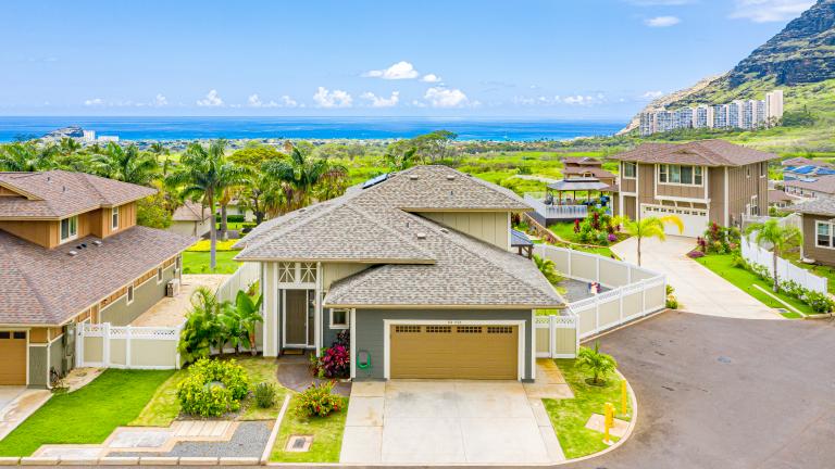 Makaha Valley Vacation Rentals Cottages at Mauna Olu